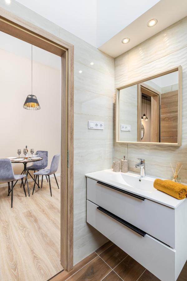 Kmety Deluxe Home With Sauna بودابست المظهر الخارجي الصورة